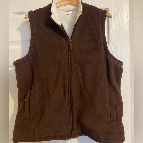 Brown and Cream Carolyn Taylor Fleece Vest 2X - Picture 1 of 3